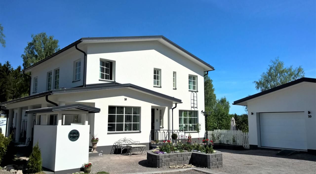 Отели типа «постель и завтрак» Villa Jokivarsi Bed & Breakfast Вантаа-4