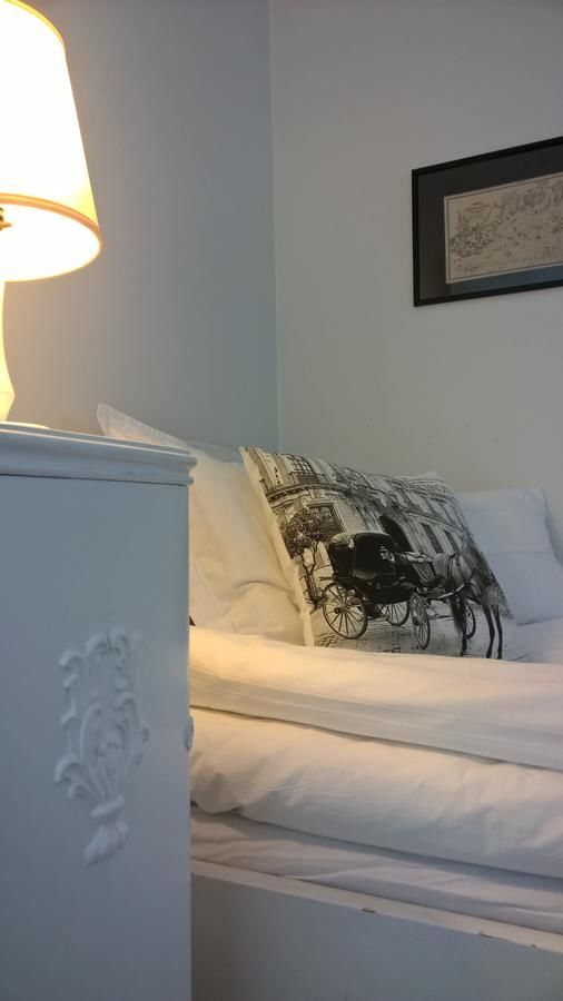 Отели типа «постель и завтрак» Villa Jokivarsi Bed & Breakfast Вантаа-15