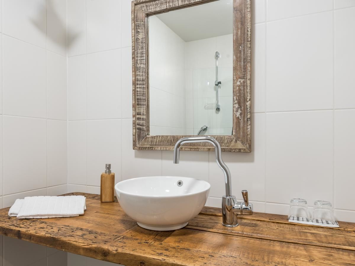 Отели типа «постель и завтрак» Villa Jokivarsi Bed & Breakfast Вантаа-12